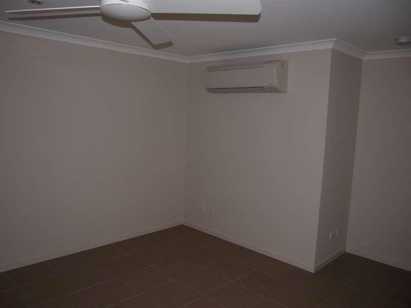 2/19 Admiralty Circuit, Lawnton QLD 4501