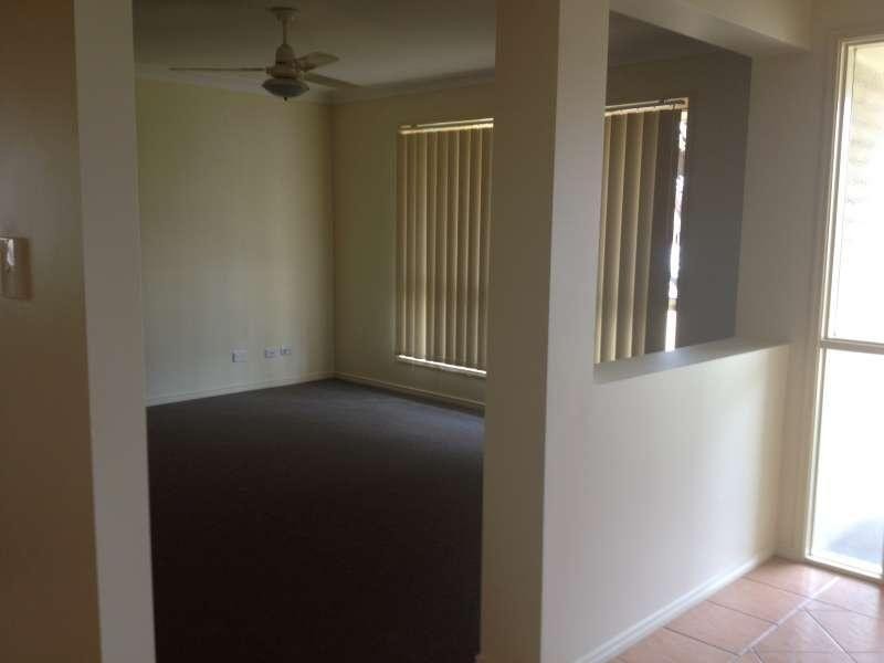 7 Wombat Place, Morayfield QLD 4506