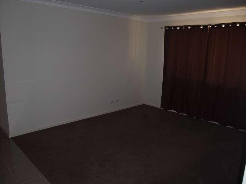 17 Braxlaw Crescent, Dakabin QLD 4503