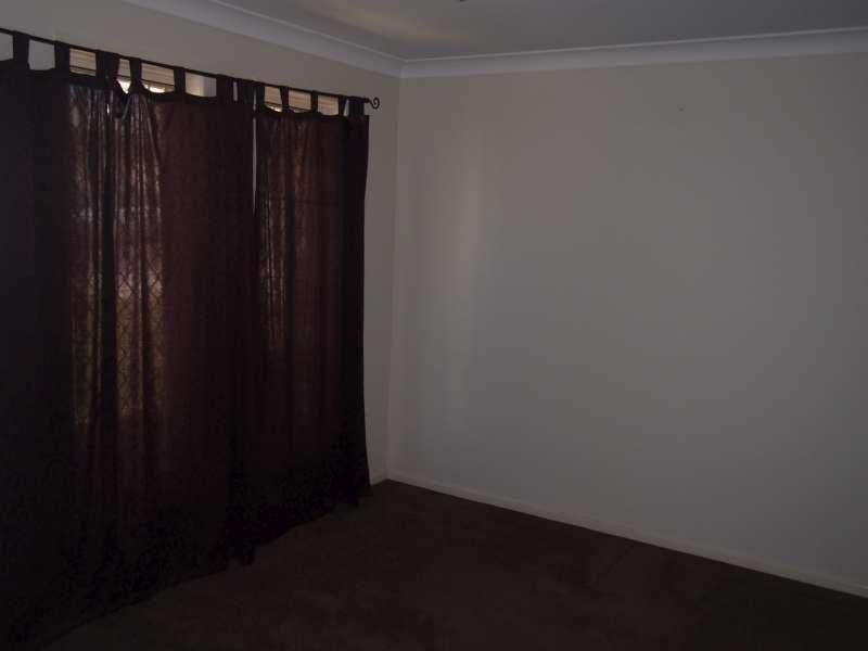 17 Braxlaw Crescent, Dakabin QLD 4503