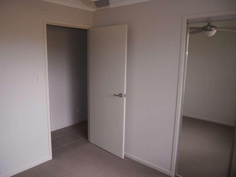 1/16 Lyndon Way, Bellmere QLD 4510