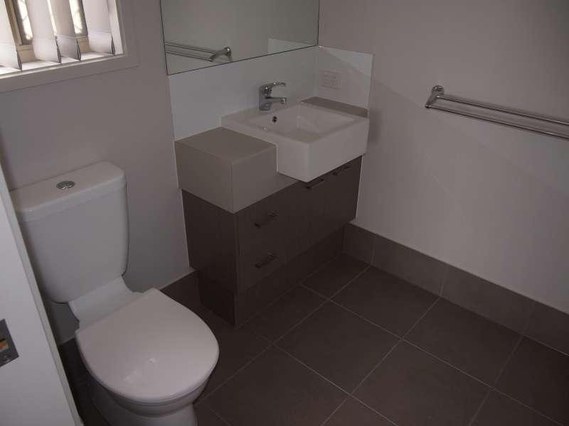 1/16 Lyndon Way, Bellmere QLD 4510