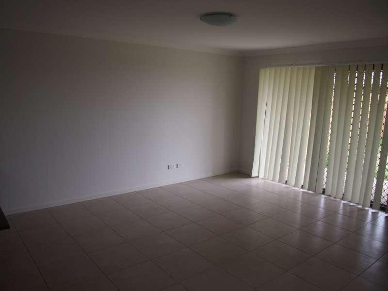 2/4 Tango Street, Caboolture QLD 4510