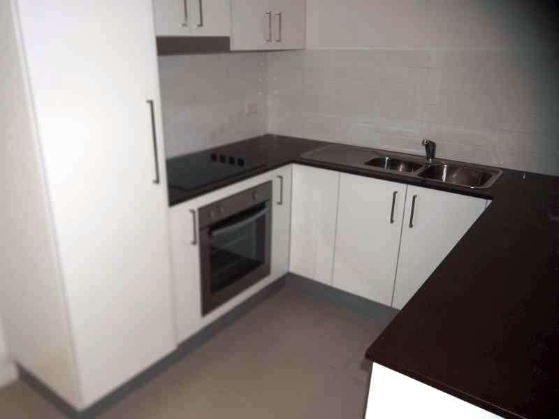 2/23-25 Feather Court, Morayfield QLD 4506