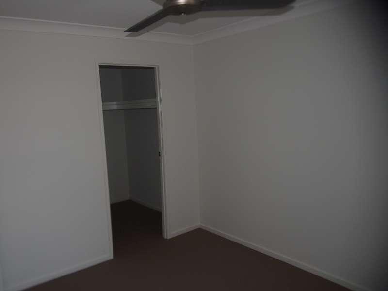 1/4 Swallow Street, Griffin QLD 4503