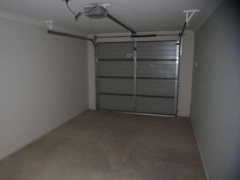 1/4 Swallow Street, Griffin QLD 4503