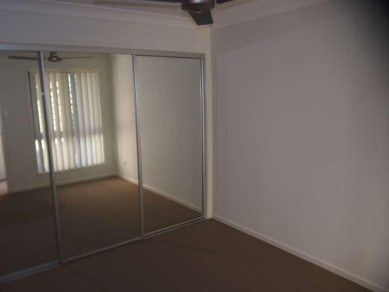 2/4 Swallow Street, Griffin QLD 4503