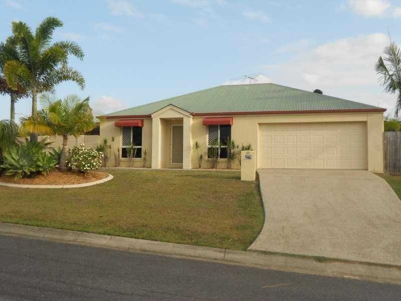 22 Blue Mountain Crescent, Warner QLD 4500