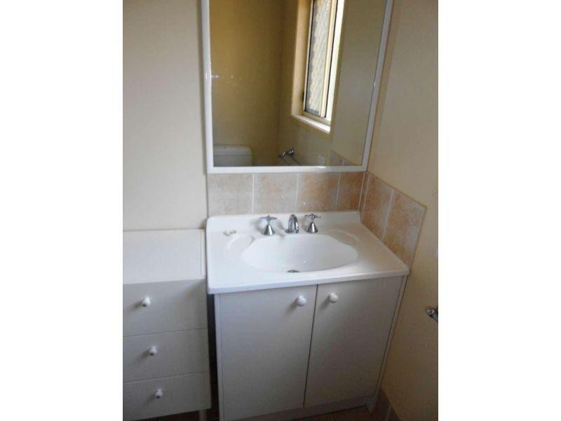 22 Blue Mountain Crescent, Warner QLD 4500