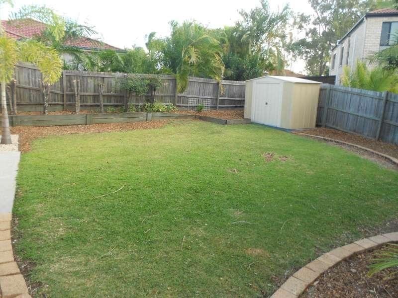 22 Blue Mountain Crescent, Warner QLD 4500