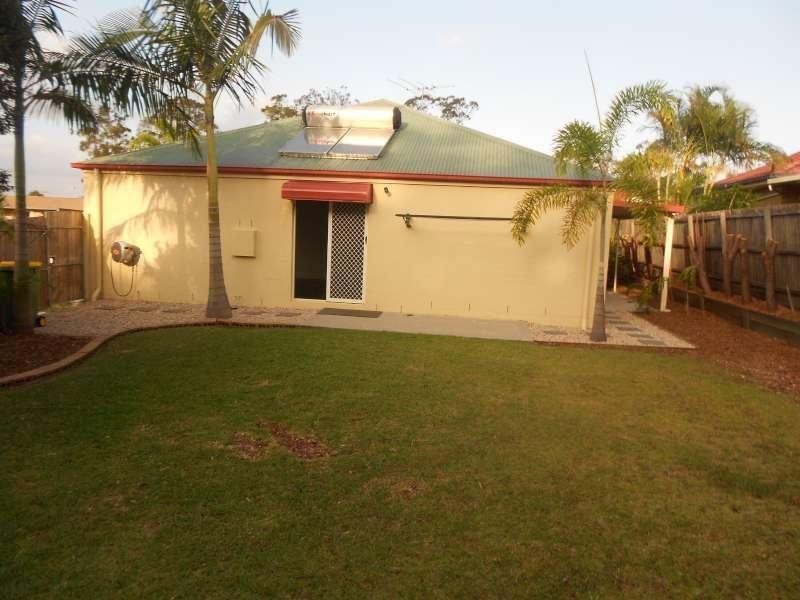 22 Blue Mountain Crescent, Warner QLD 4500