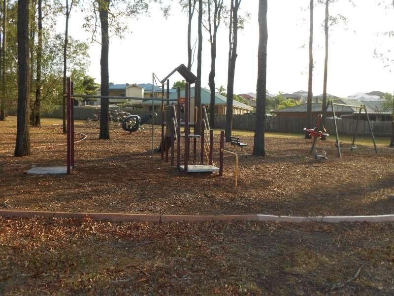 22 Blue Mountain Crescent, Warner QLD 4500