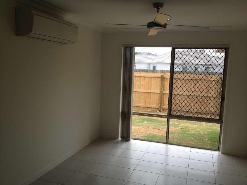 1/10 Scribbly Gum Circuit, Caboolture QLD 4510