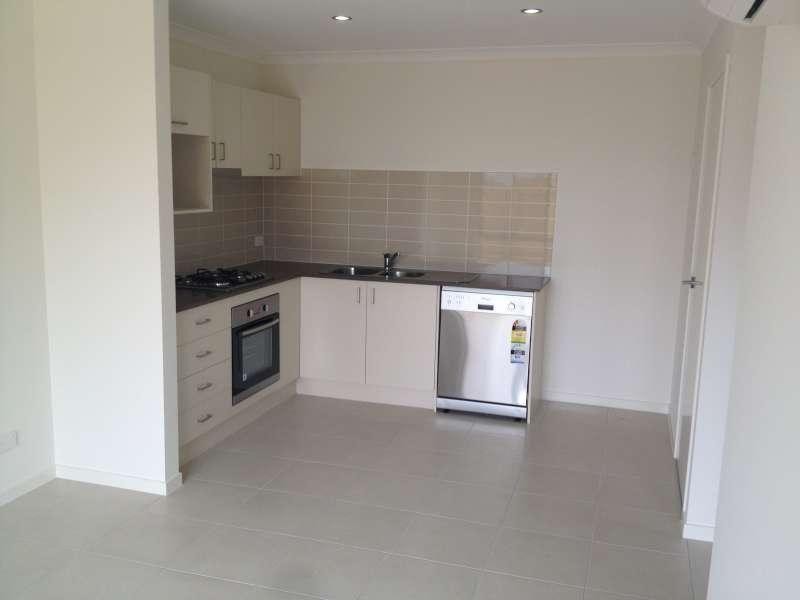 1/10 Scribbly Gum Circuit, Caboolture QLD 4510