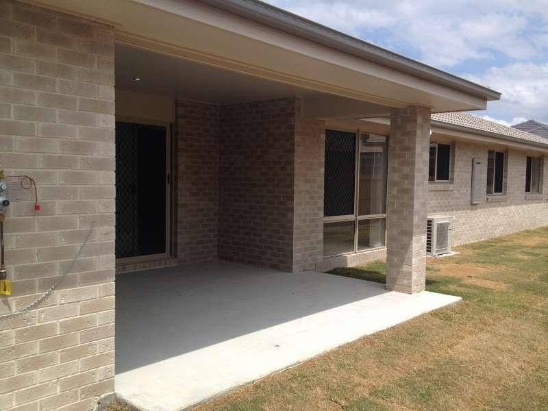 1/10 Scribbly Gum Circuit, Caboolture QLD 4510