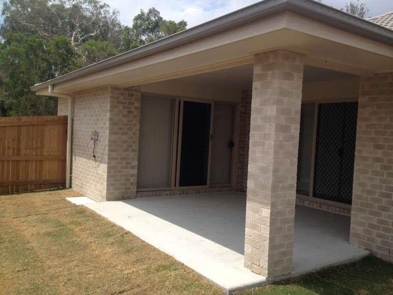 1/10 Scribbly Gum Circuit, Caboolture QLD 4510