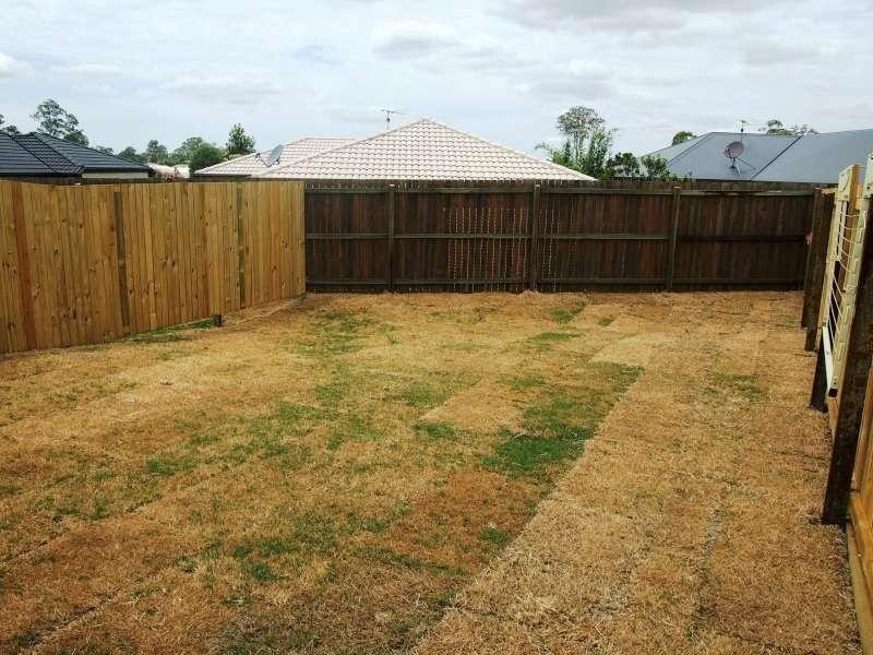 2/25 Lyndon Way, Bellmere QLD 4510