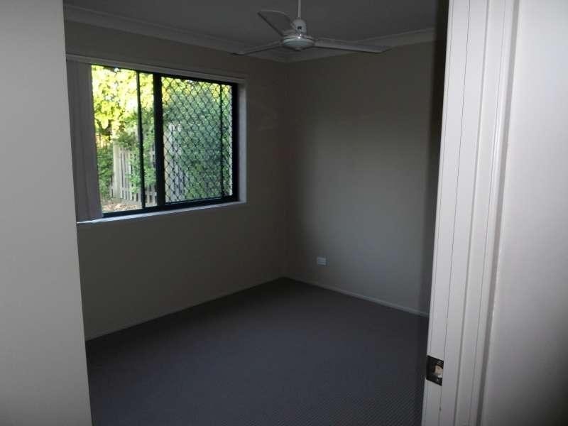 33 Macaranga Crescent, Carseldine QLD 4034