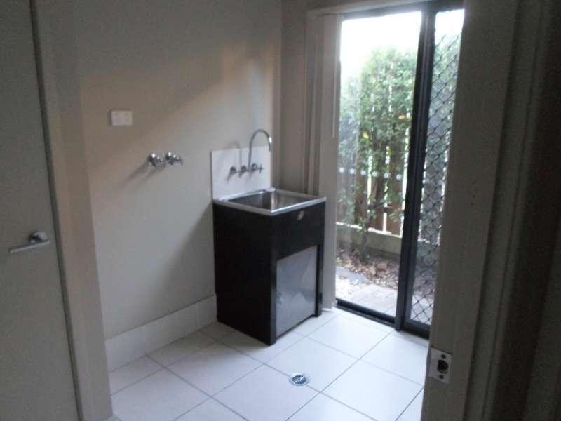 33 Macaranga Crescent, Carseldine QLD 4034