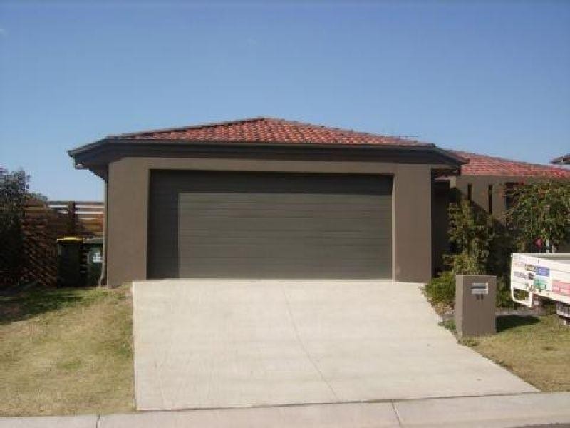 33 Macaranga Crescent, Carseldine QLD 4034