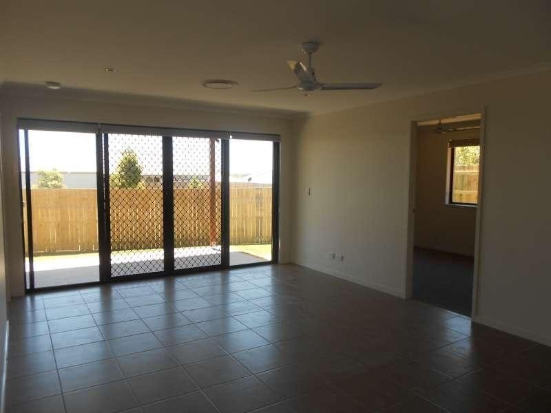 32 Lennon Boulevard, Narangba QLD 4504