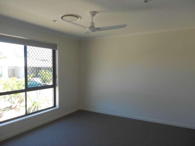 32 Lennon Boulevard, Narangba QLD 4504