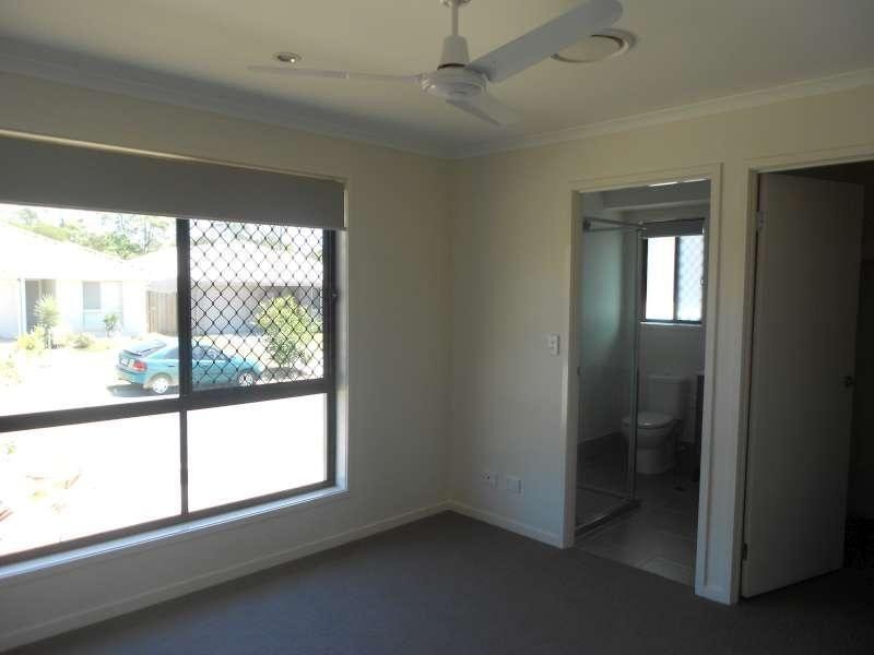 32 Lennon Boulevard, Narangba QLD 4504