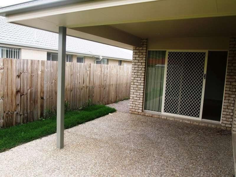 2/23 Aleiyah Street, Caboolture QLD 4510