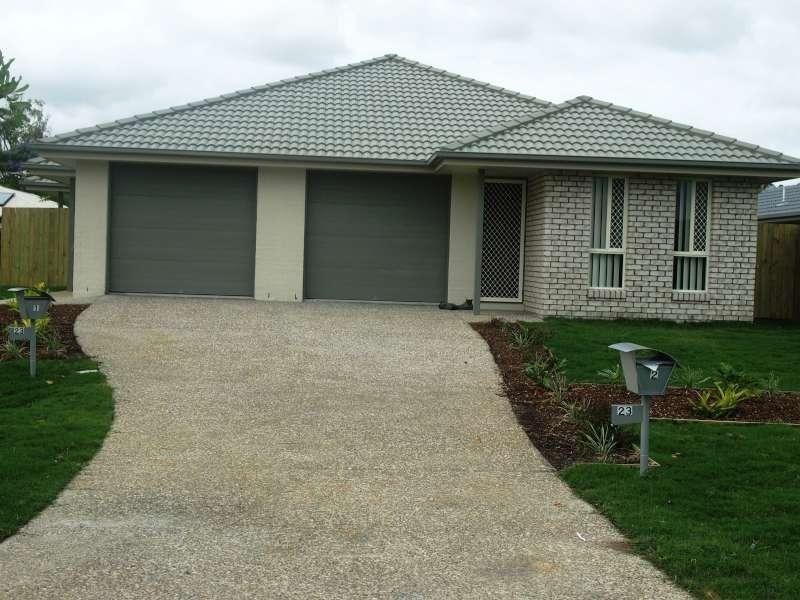 2/23 Aleiyah Street, Caboolture QLD 4510