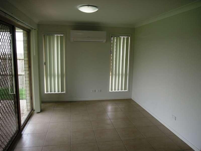 2/14 Scribbly Gum Circuit, Caboolture QLD 4510