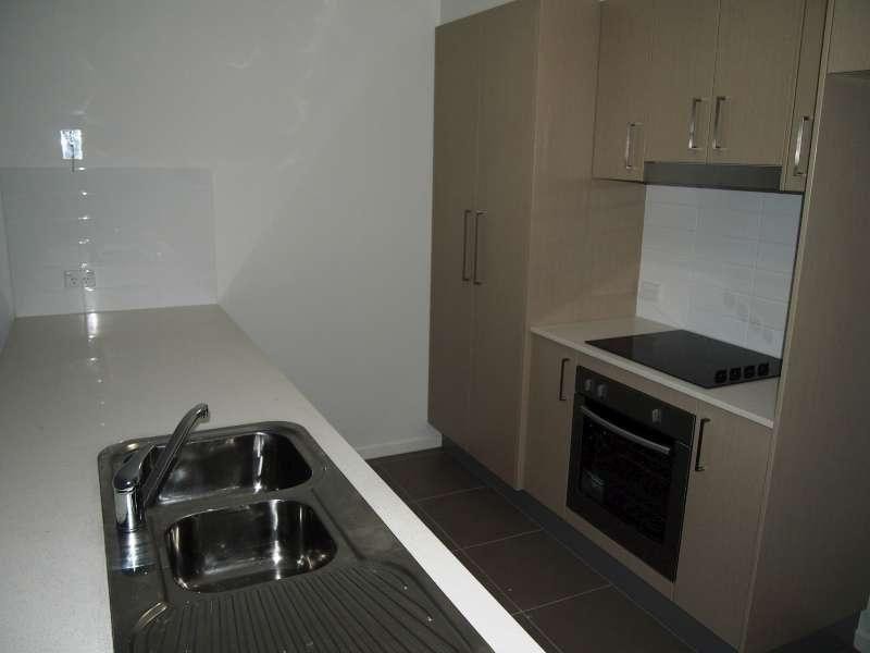 1/160 Male Road, Caboolture QLD 4510