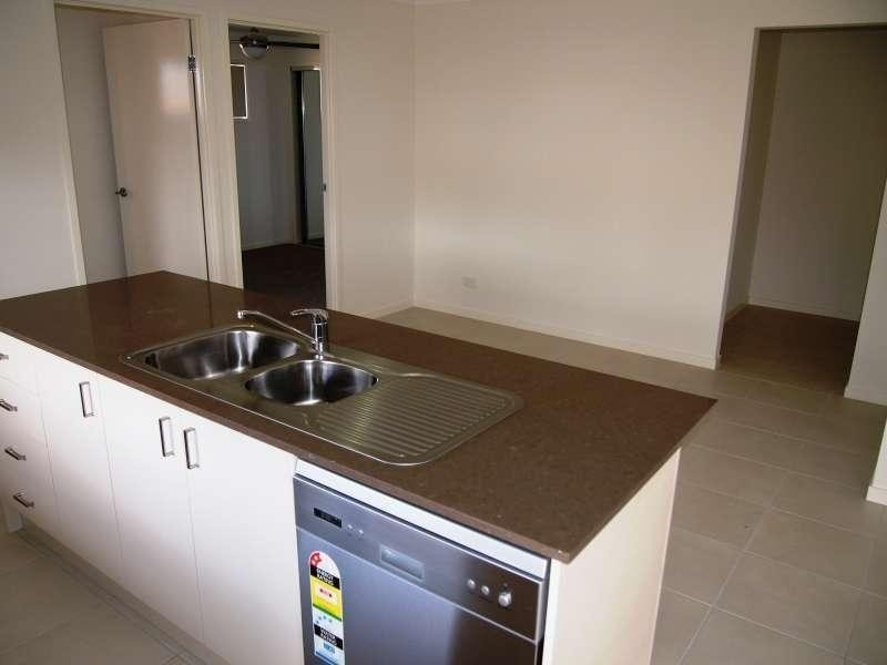 1/11-13 Feather Court, Morayfield QLD 4506