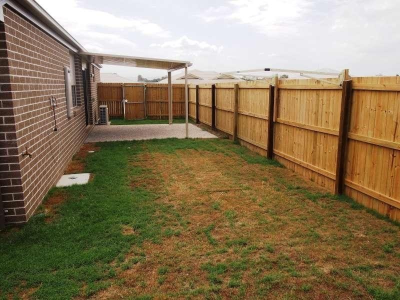 1/11-13 Feather Court, Morayfield QLD 4506