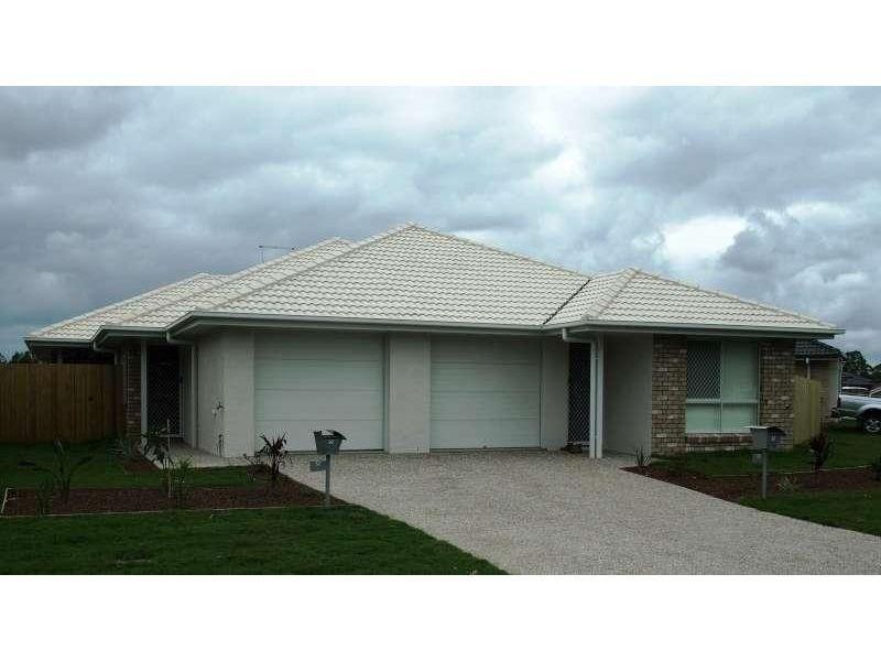 2/8 Parkway Crescent, Caboolture QLD 4510