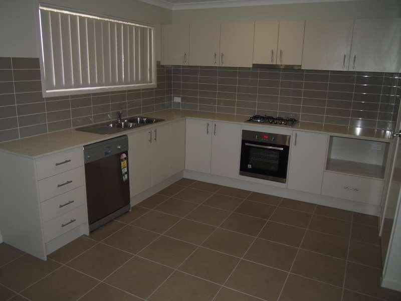 1/10 Mistral Crescent, Griffin QLD 4503
