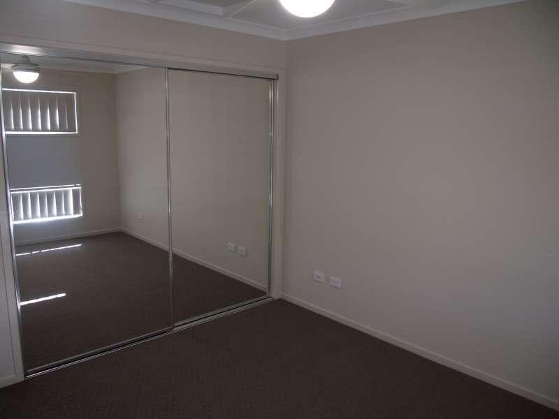 1/10 Mistral Crescent, Griffin QLD 4503