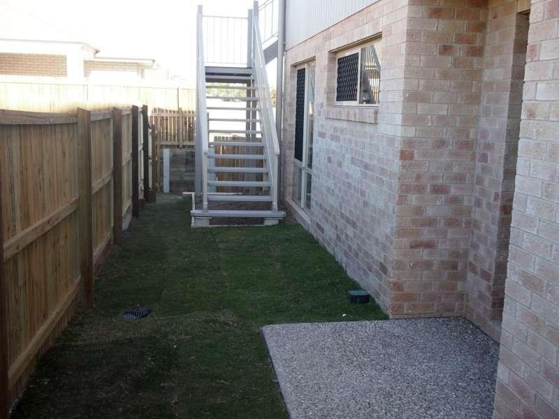 1/10 Mistral Crescent, Griffin QLD 4503