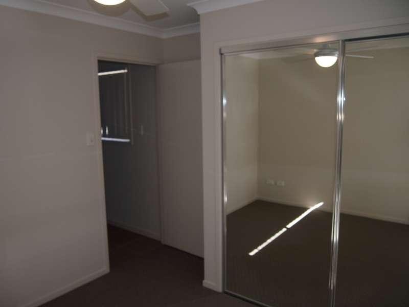 2/10 Mistral Crescent, Griffin QLD 4503