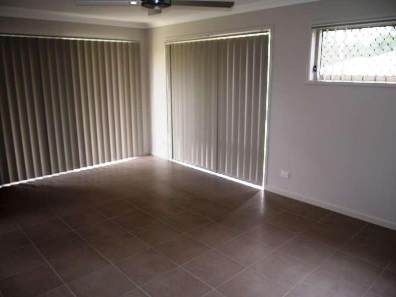 1/25 Braxlaw Crescent, Dakabin QLD 4503