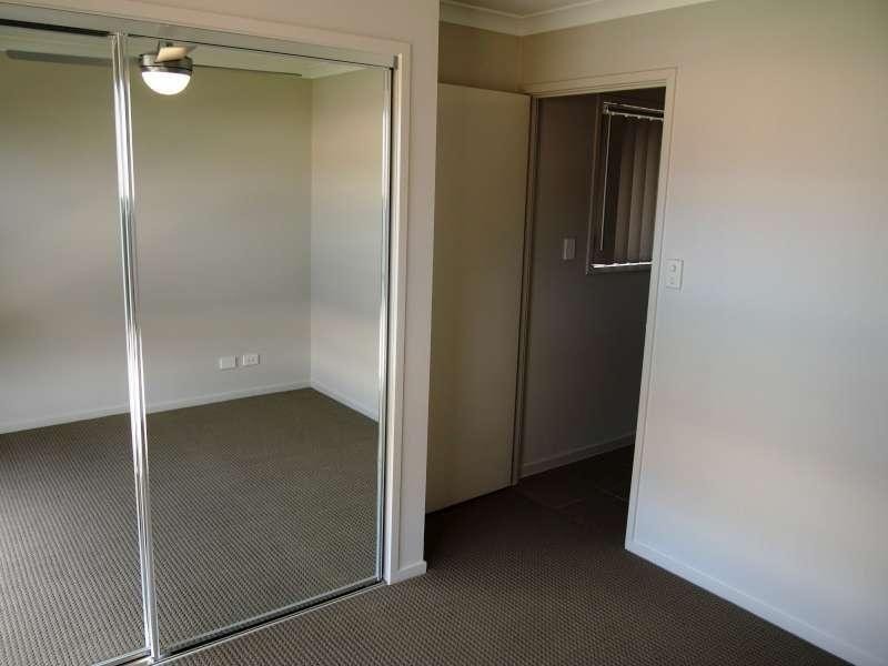 2/25 Braxlaw Crescent, Dakabin QLD 4503