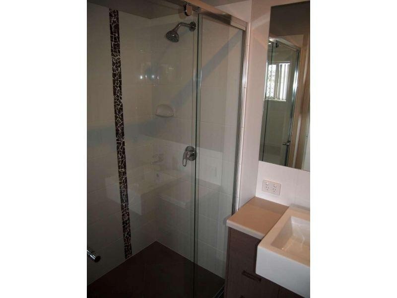 2/25 Braxlaw Crescent, Dakabin QLD 4503