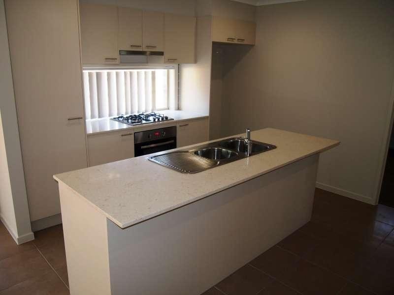 1/43-45 Feather Court, Morayfield QLD 4506