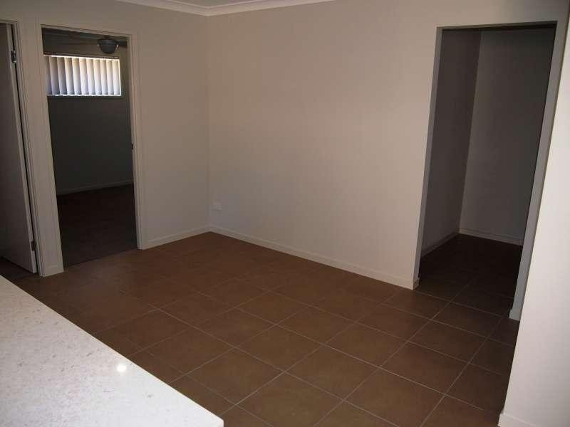 1/43-45 Feather Court, Morayfield QLD 4506