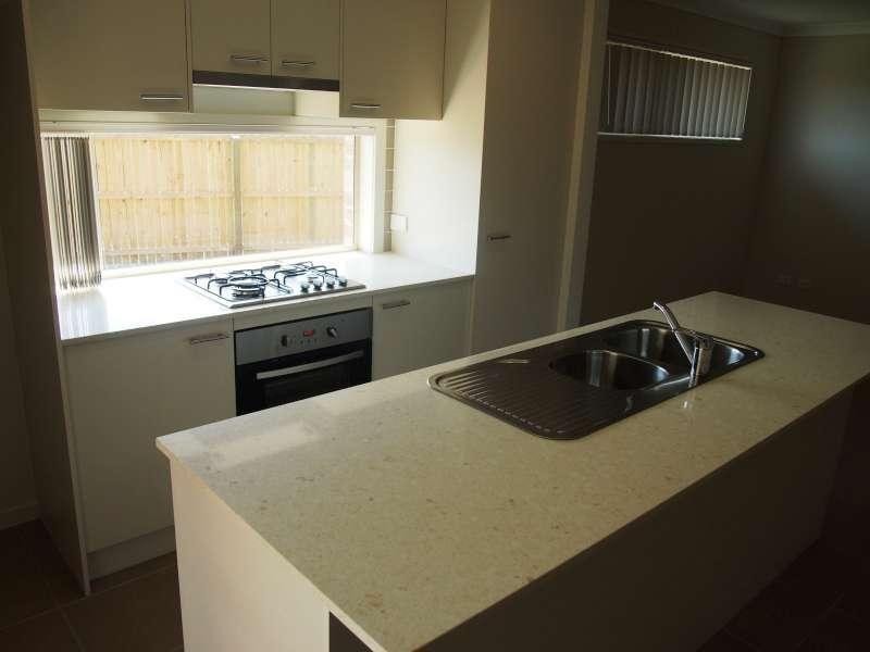 2/43-45 Feather Court, Morayfield QLD 4506