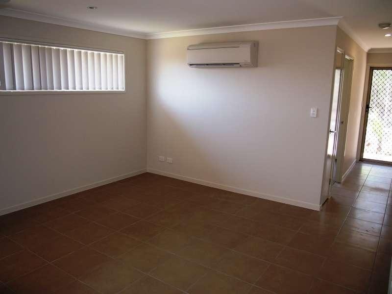 2/43-45 Feather Court, Morayfield QLD 4506