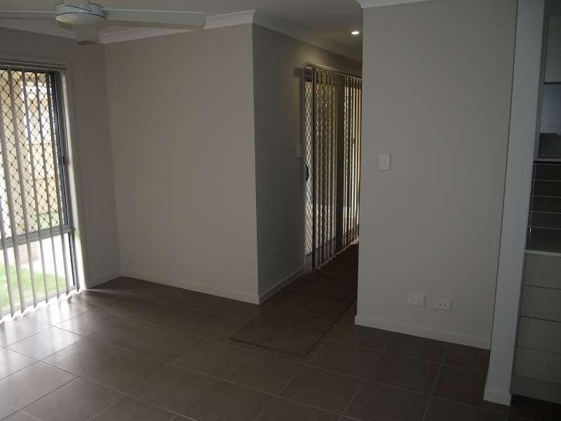 1/40 Scribbly Gum Circuit, Caboolture QLD 4510