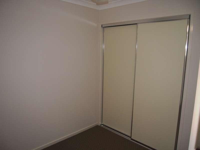 2/26 Toby Close, Kallangur QLD 4503