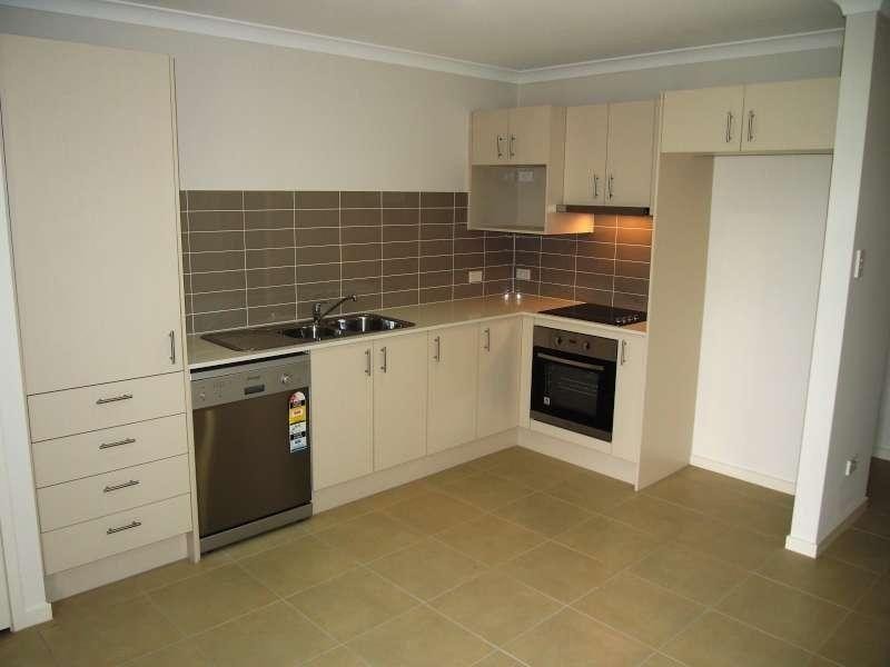 1/26 Toby Close, Kallangur QLD 4503