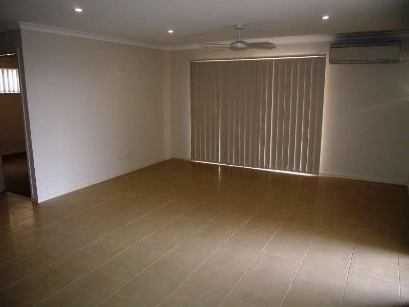 1/26 Toby Close, Kallangur QLD 4503