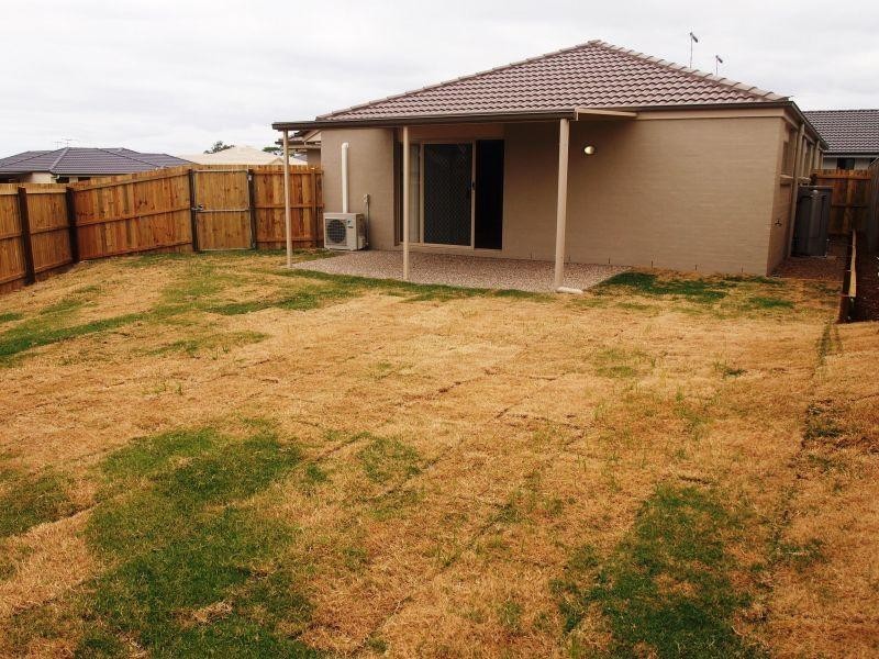1/26 Toby Close, Kallangur QLD 4503